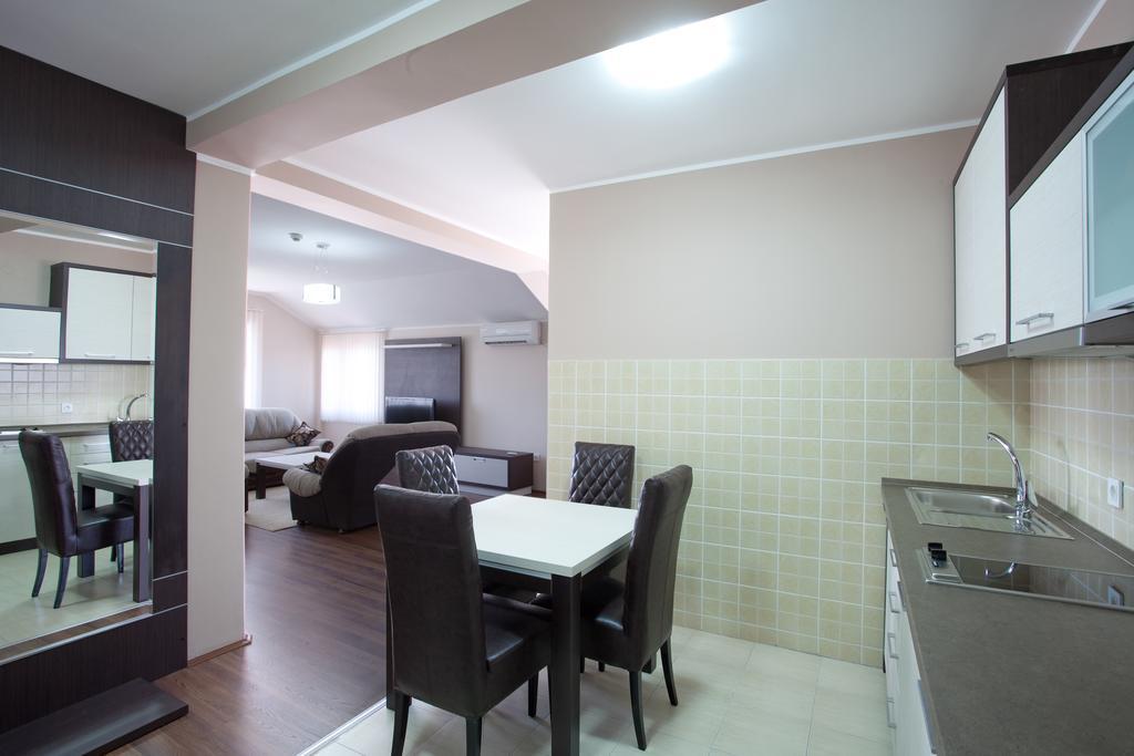 Guesthouse Vitez รานเย ภายนอก รูปภาพ